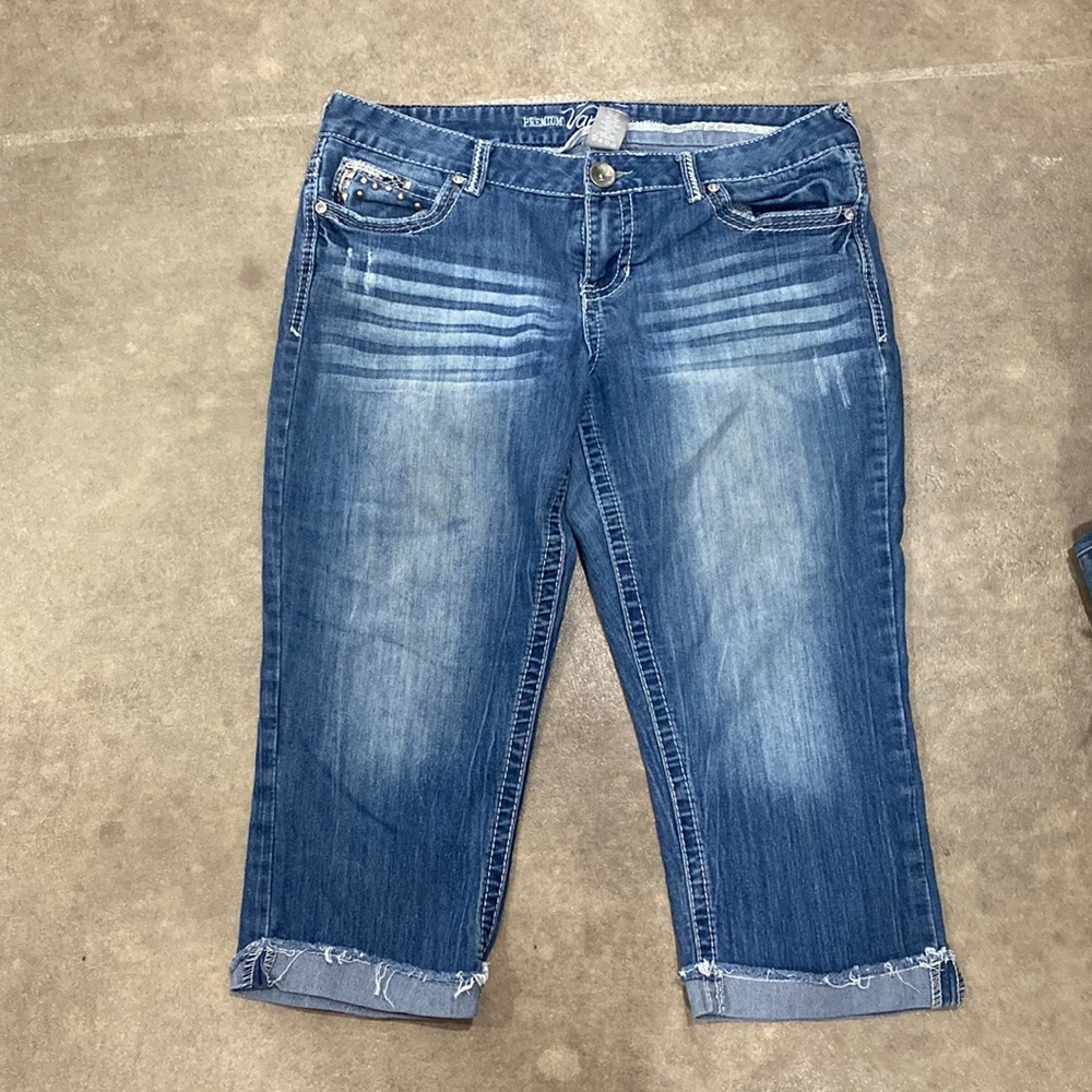 Vanity Capri size 31